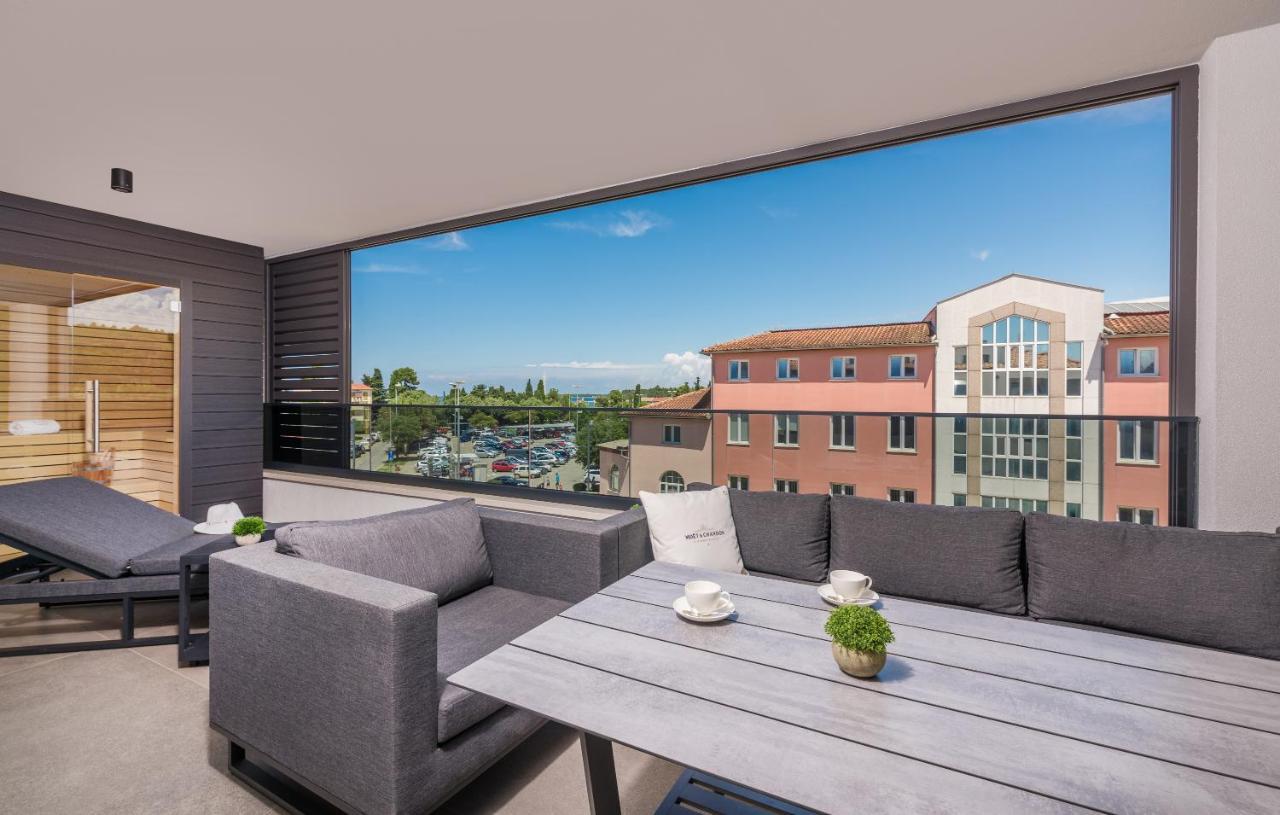 Val Di Sole 2 Apartment Porec Bagian luar foto